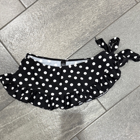 smart & sexy Other - Smart & Sexy Black & White Polka Dot Bathing Skirt🏖️☀️👙⛱️